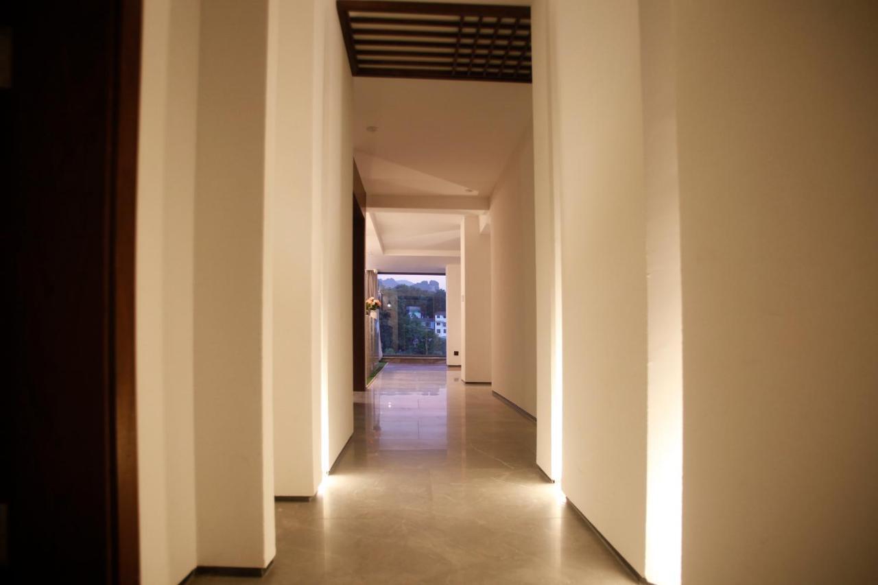 張家界武陵源北岸輕奢客棧 森林公園店 Hotel Zhangjiajie Exterior photo